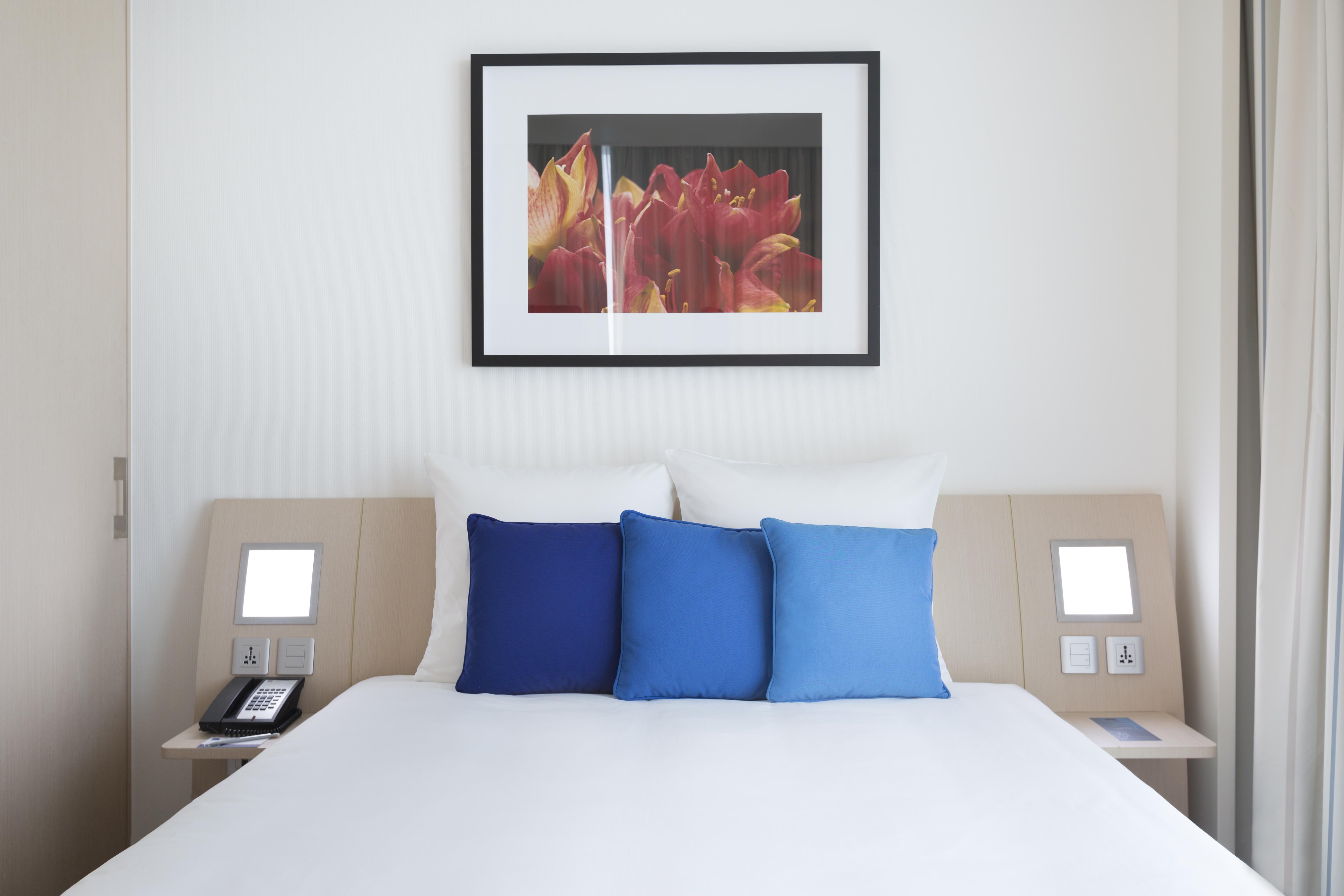 Novotel Abu Dhabi Al Bustan Esterno foto A room at the hotel