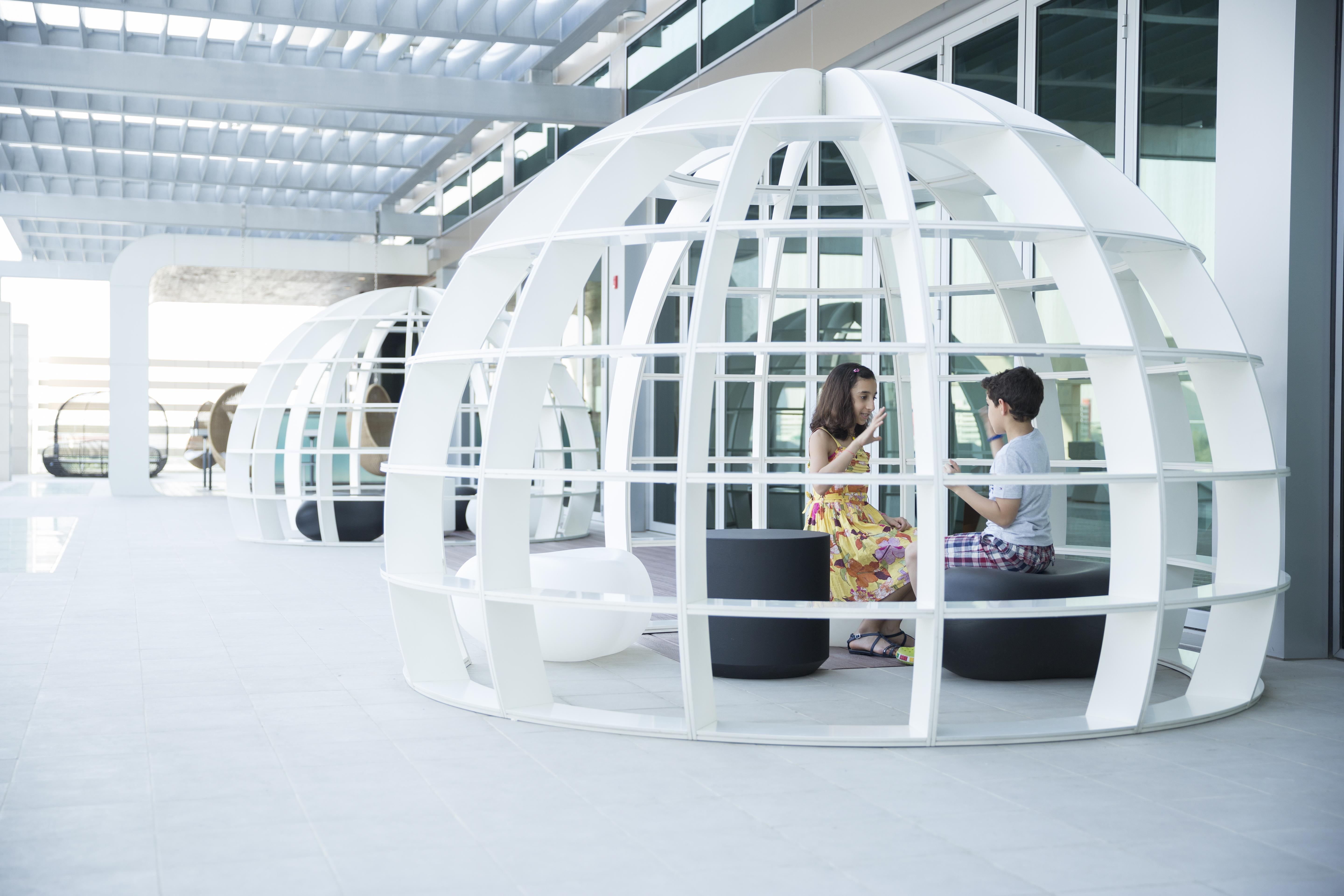 Novotel Abu Dhabi Al Bustan Esterno foto "The design of the hotel is very modern and contemporary. The rooms are very spacious and comfortable. The hotel is very well-known for its design."