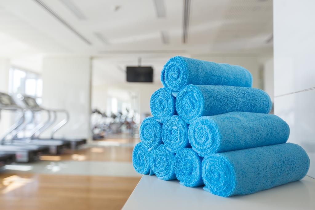 Novotel Abu Dhabi Al Bustan Esterno foto "Blue towels"